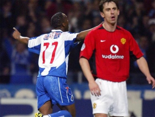 被黄牌警告 被黄牌警告